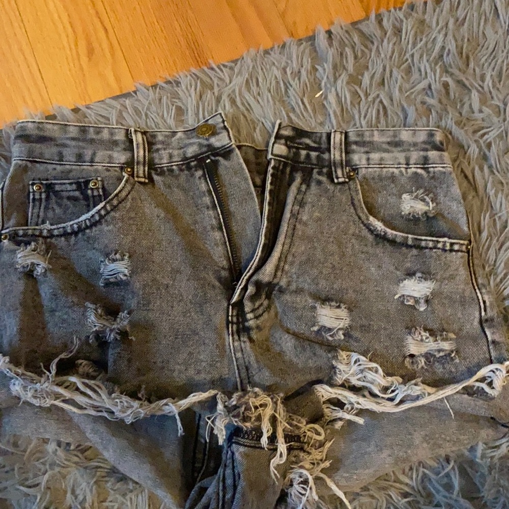 light black jean shorts